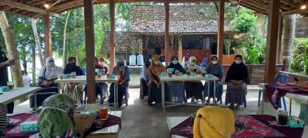 Galakkan Kembali UMKM, Triwidadi Latih UMKM Preneur